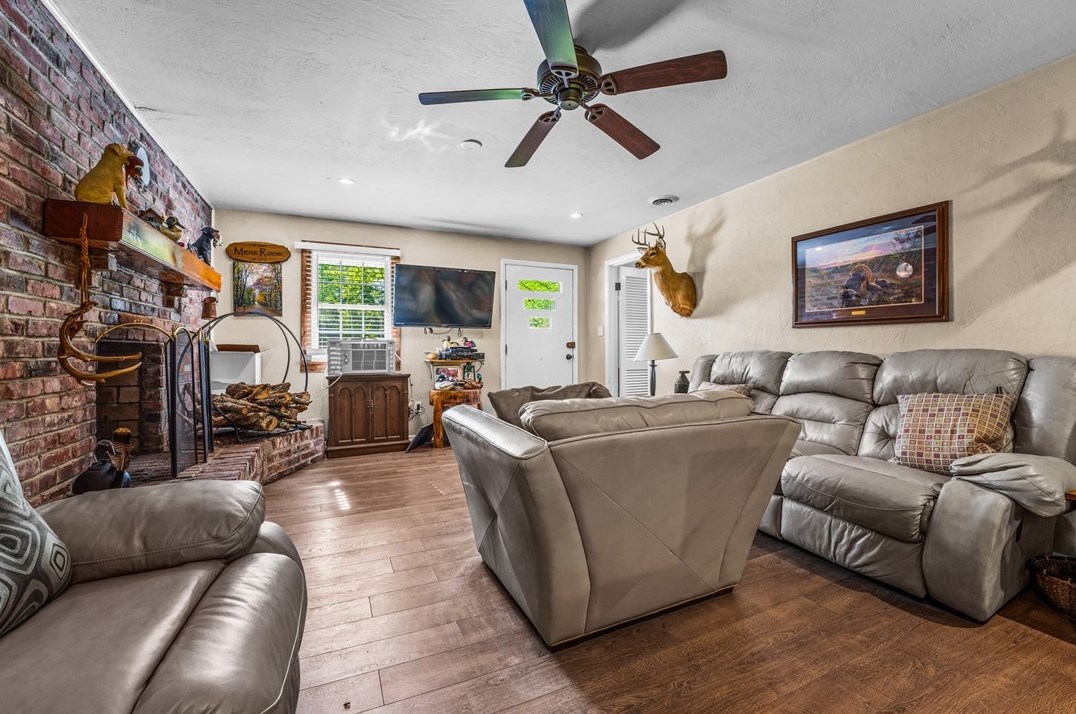 15346 Sherretts Rd, Linesville, PA 16424