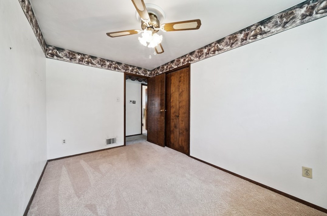 1728 Bernice Dr, North Huntingdon PA 15642-1793 exterior