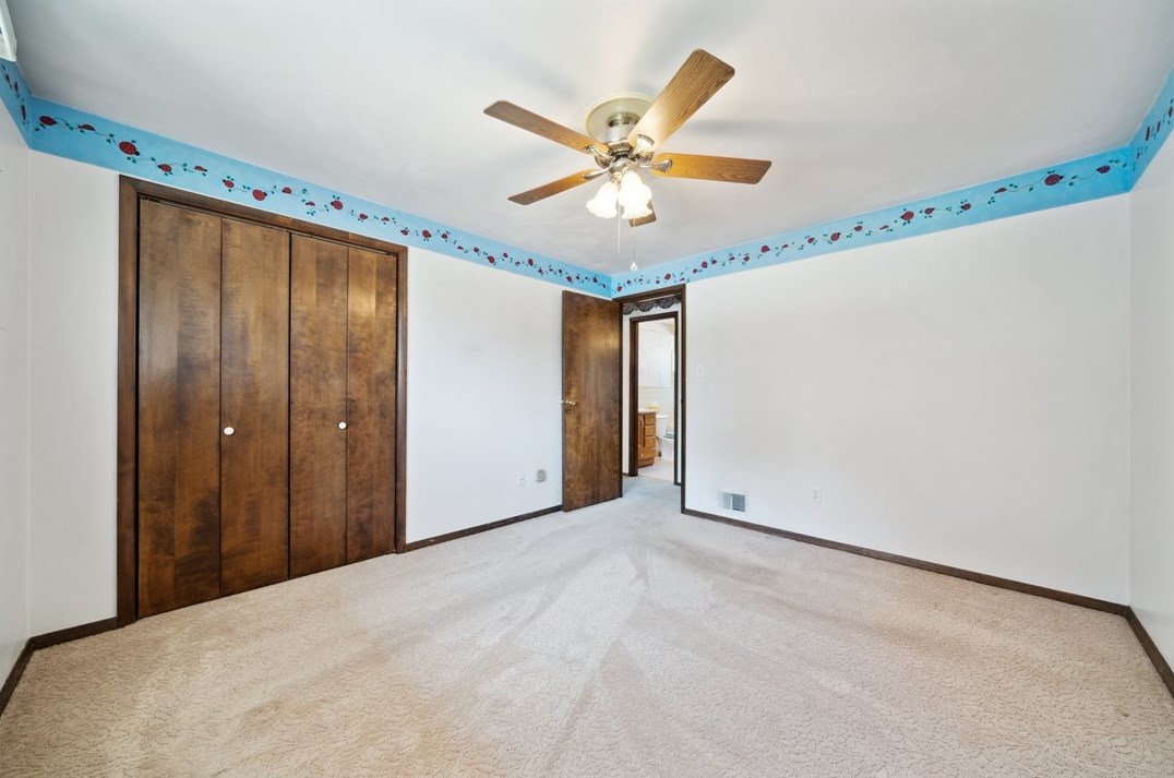 1728 Bernice Dr, North Huntingdon PA 15642-1793 exterior