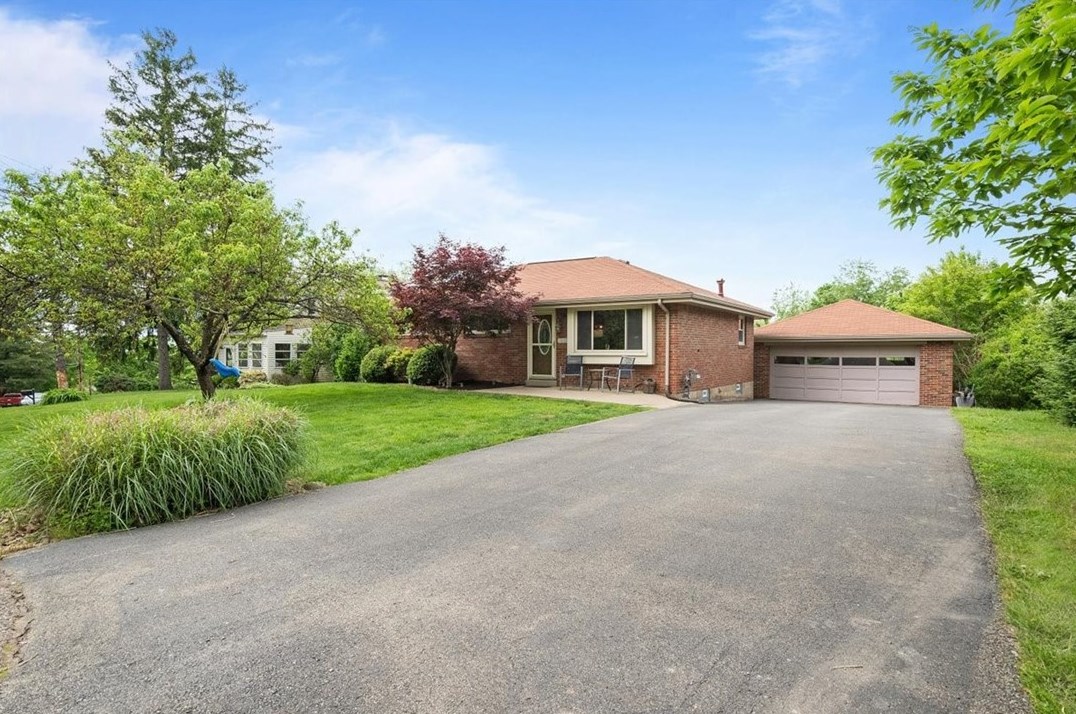 1227 Kroker St, Ambridge, PA 15003-1313