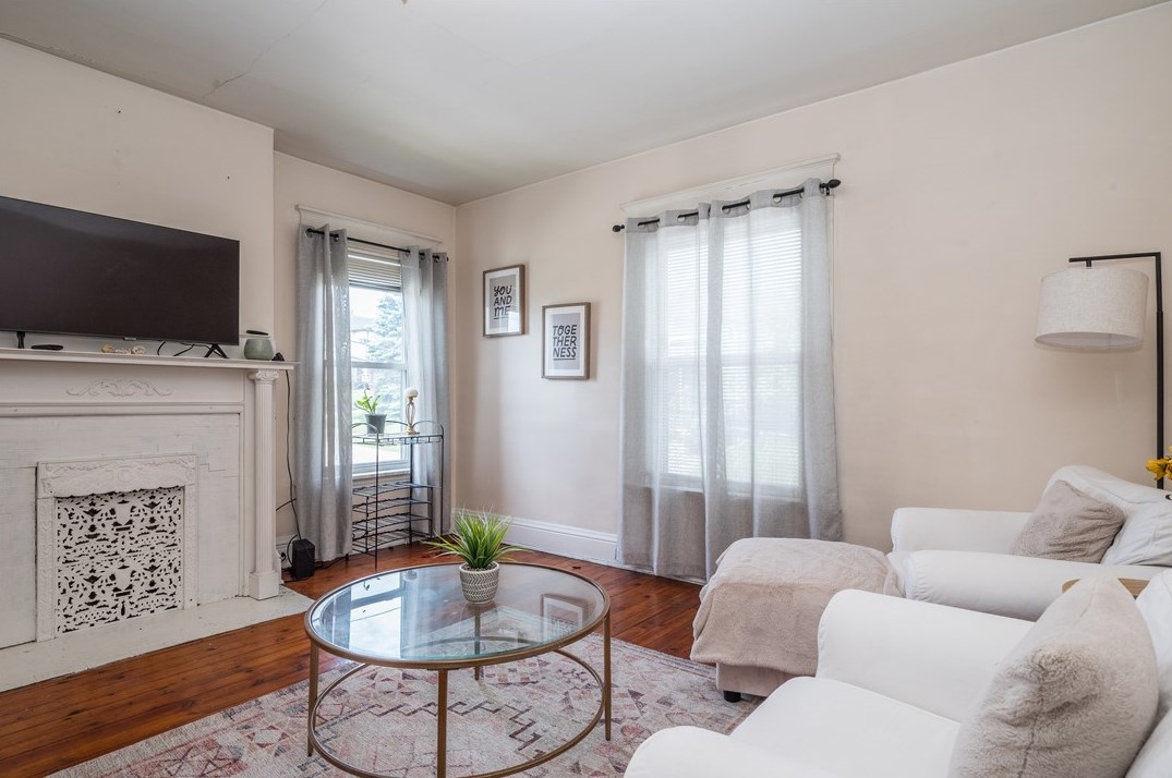 695 Main St, Washington PA 15301-3914 exterior