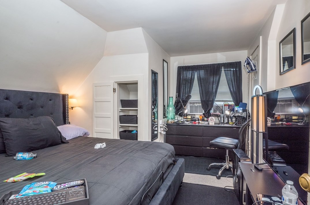 695 Main St, Washington PA 15301-3914 exterior