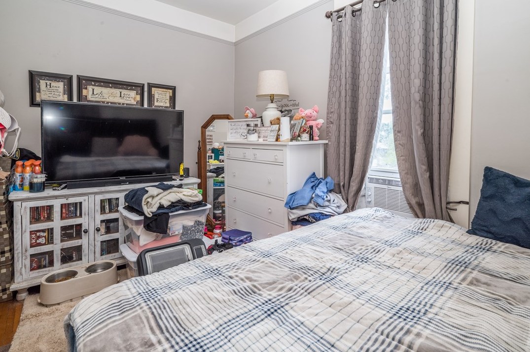 695 Main St, Washington PA 15301-3914 exterior