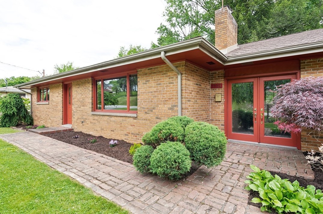 1554 Boston Ave, Monessen, PA 15062