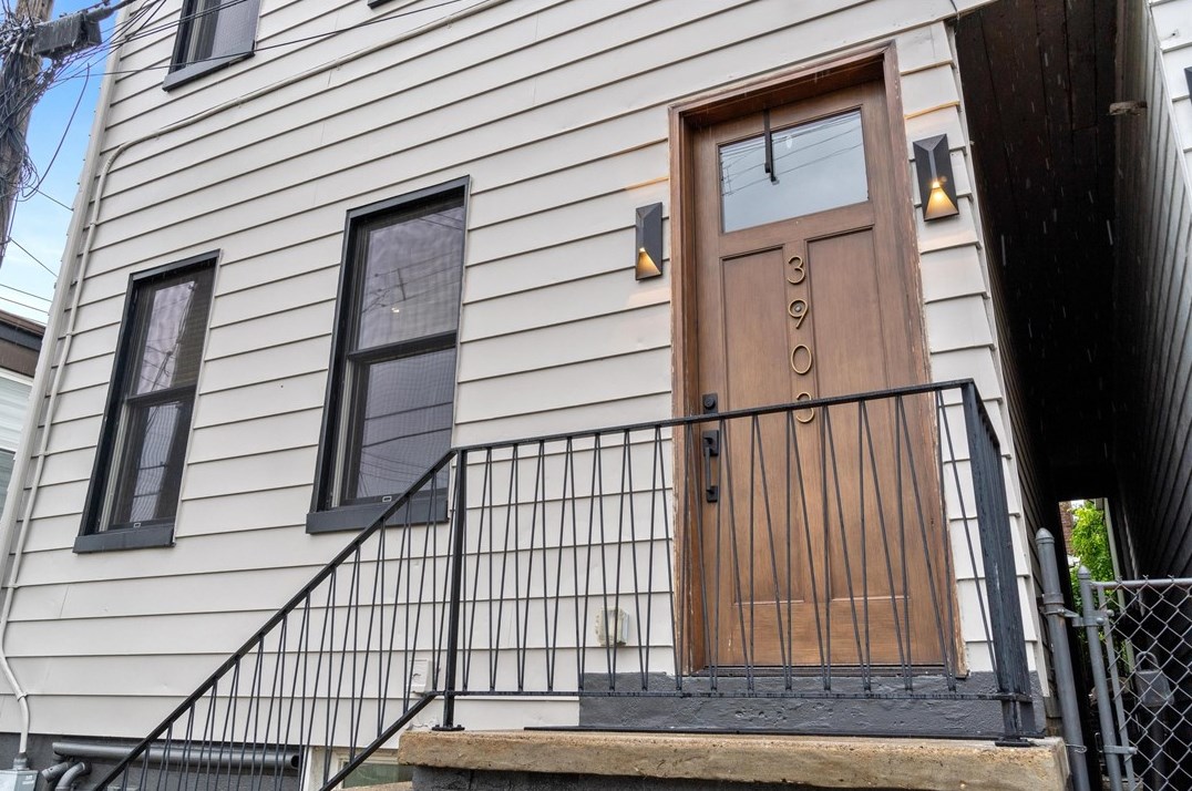 3903 Clement Way, Pittsburgh, PA 15224-1408