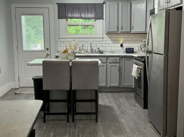 625 Keystone St, Greensburg, PA 15601-4329