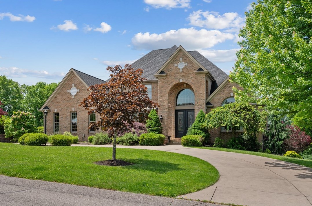 244 Lakeview Dr, Moon Twp, PA 15108