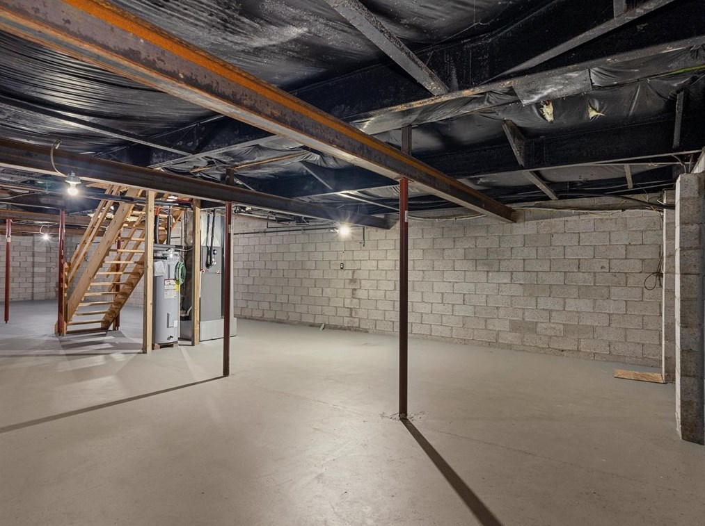 2711 Front St, Monaca PA 15061-1222 exterior