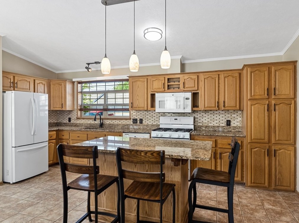 2711 Front St, Monaca PA 15061-1222 exterior