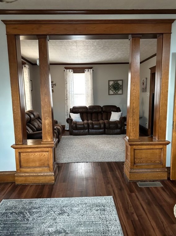 606 Clayton St, New Castle PA 16102-1242 exterior