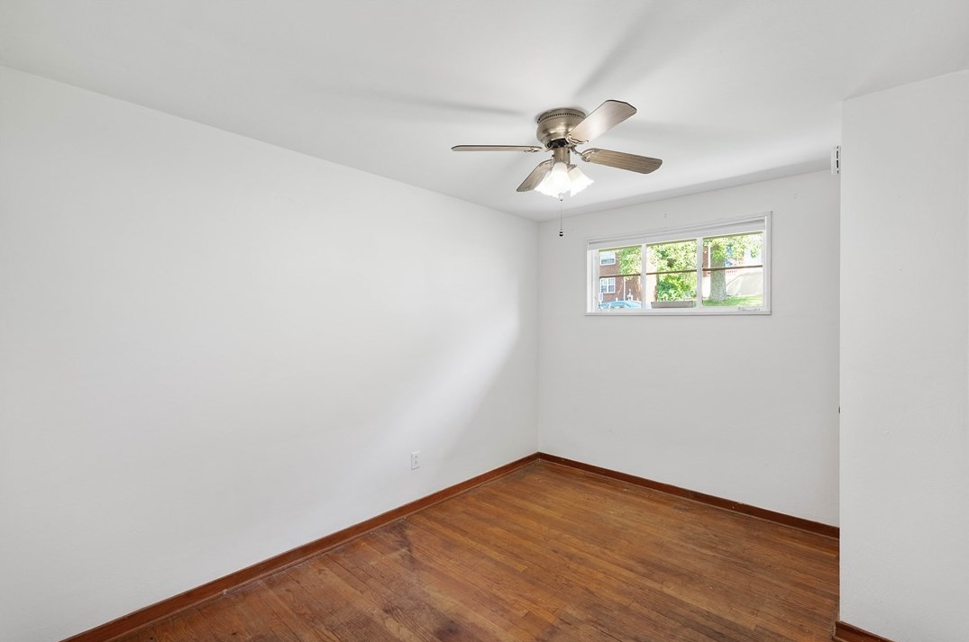 409 Elias Dr, Pittsburgh PA 15235-1711 exterior