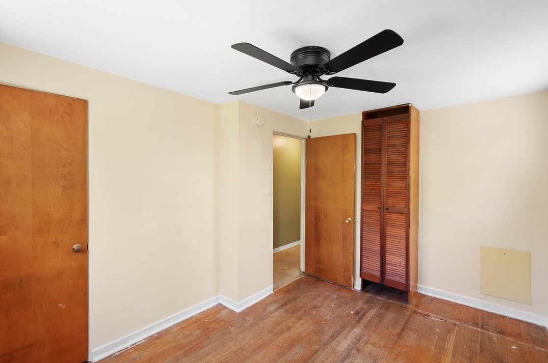 409 Elias Dr, Pittsburgh PA 15235-1711 exterior