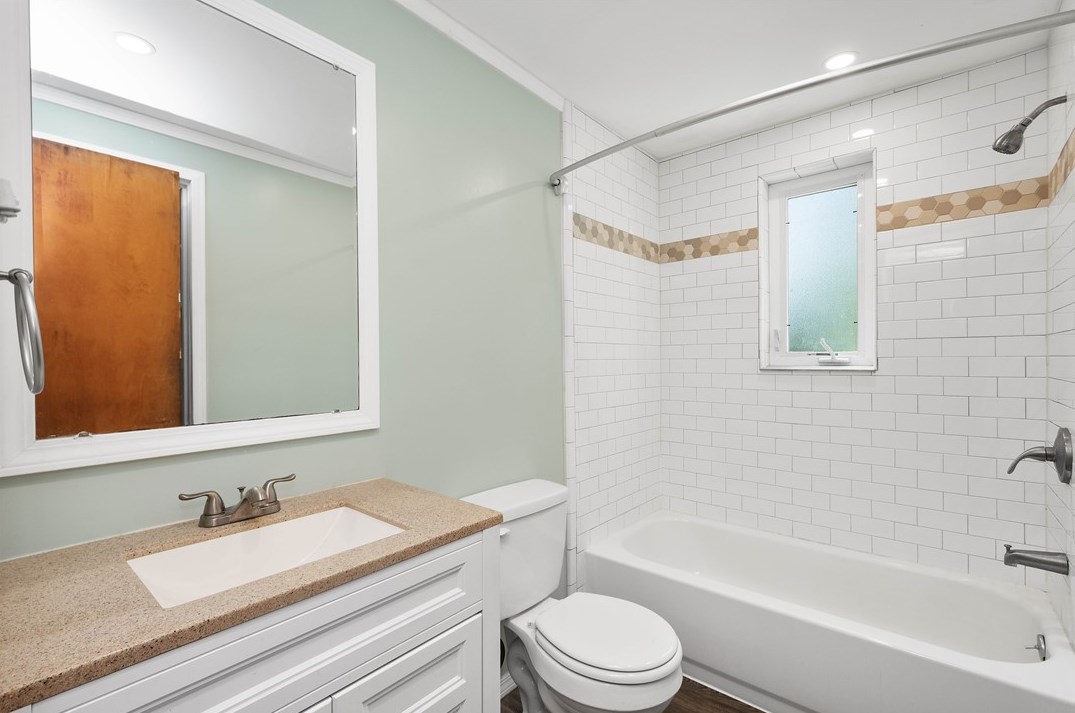 409 Elias Dr, Pittsburgh PA 15235-1711 exterior