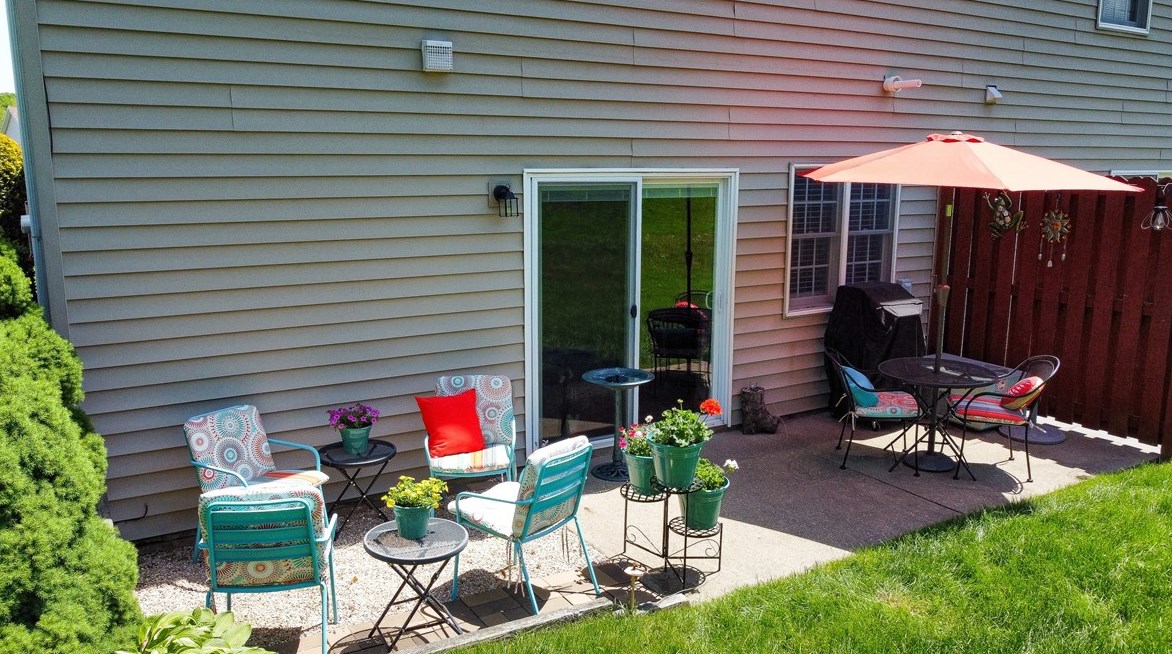 107 Stoneridge Blvd, Butler PA 16001-6691 exterior