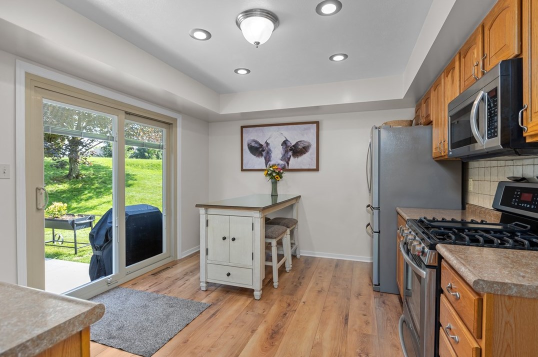 110 Bertley Rdg Dr, Moon Twp PA 15108-9761 exterior