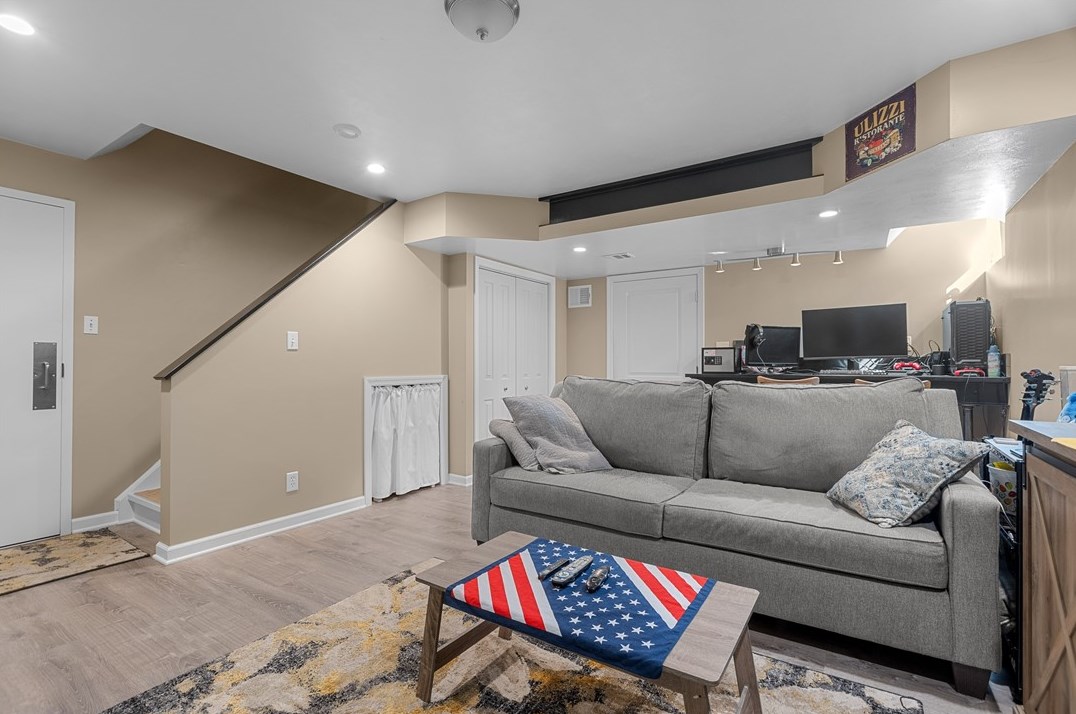 110 Bertley Rdg Dr, Moon Twp PA 15108-9761 exterior