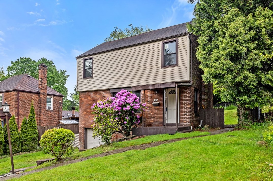 244 Delano Dr, Pittsburgh, PA 15236