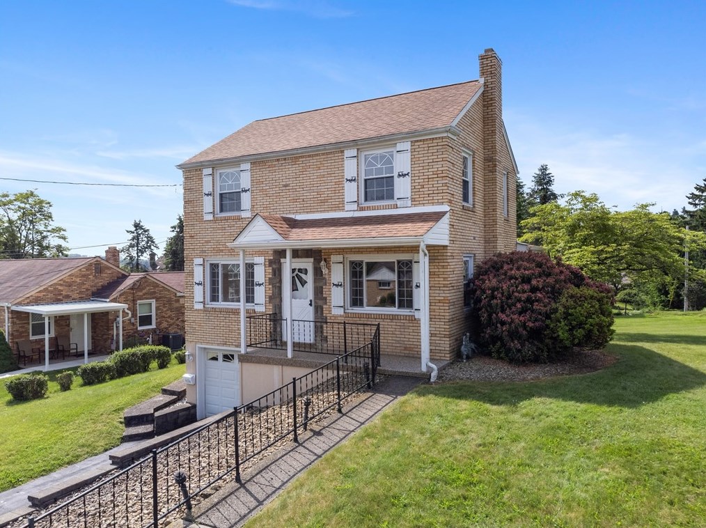 1224 Balmoral Dr, Pittsburgh, PA 15237-6256