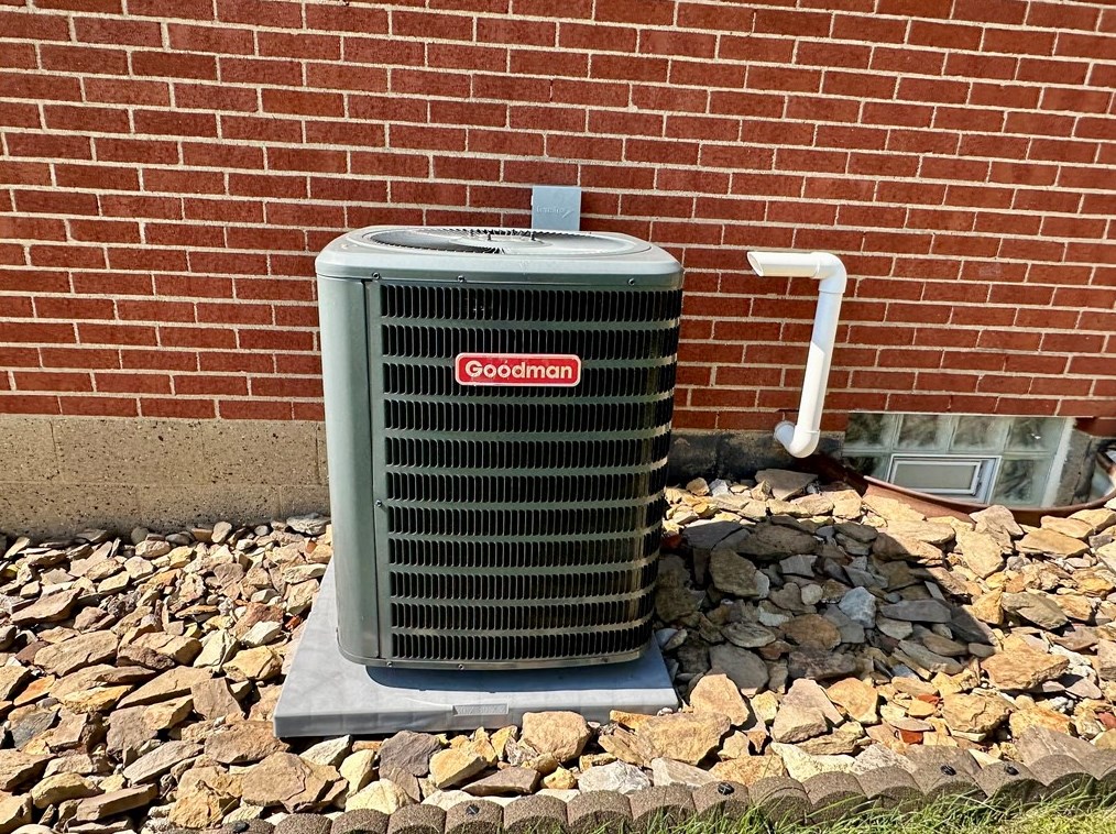 4717 Mckee Dr, Pittsburgh PA 15236-2471 exterior