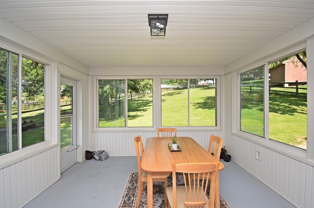 4717 Mckee Dr, Pittsburgh PA 15236-2471 exterior