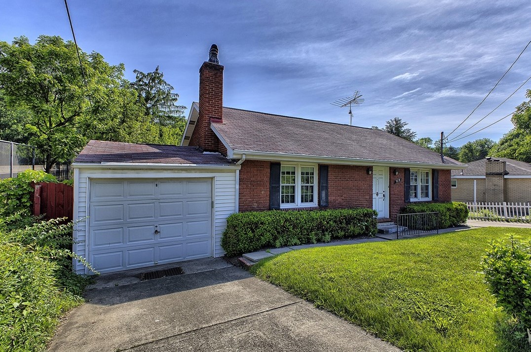 919 Lincoln Way, McKeesport, PA 15131
