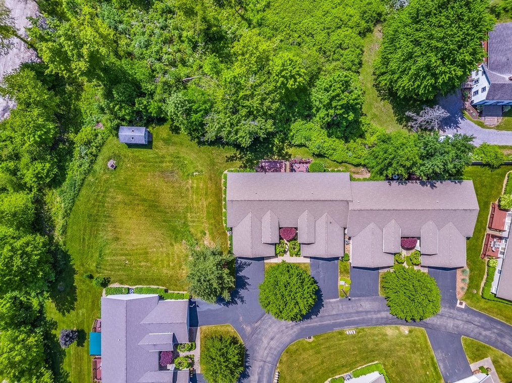 50 Golfwood Dr, Hermitage PA  16148-3954 exterior