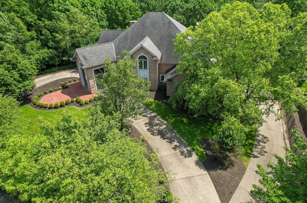 2138 Le Gran Dr, Gibsonia, PA 15044-6401