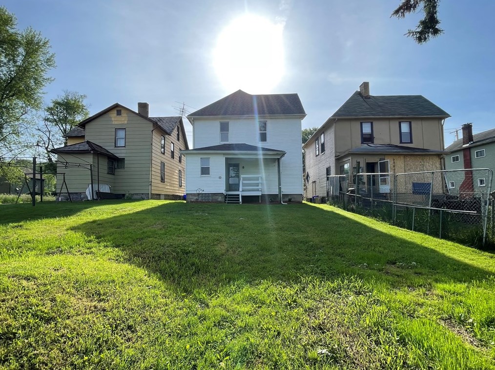 620 Ray St, New Castle PA  16101-4258 exterior