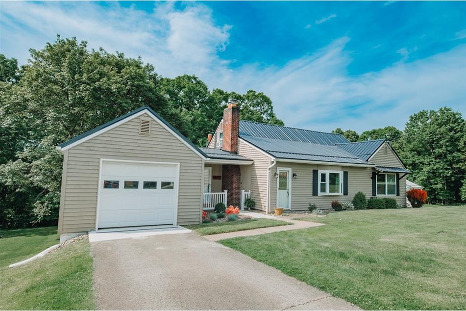 1055 Maple Dr, East Franklin Township, PA 16201 MLS 1654845