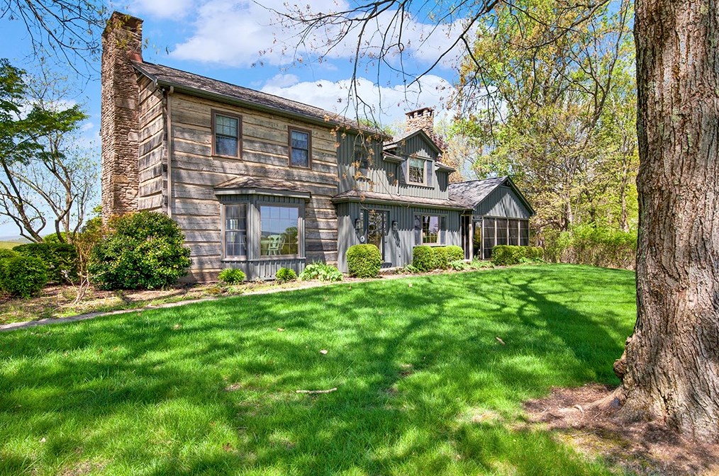 137 Mccreery Dr, New Florence, PA 15944