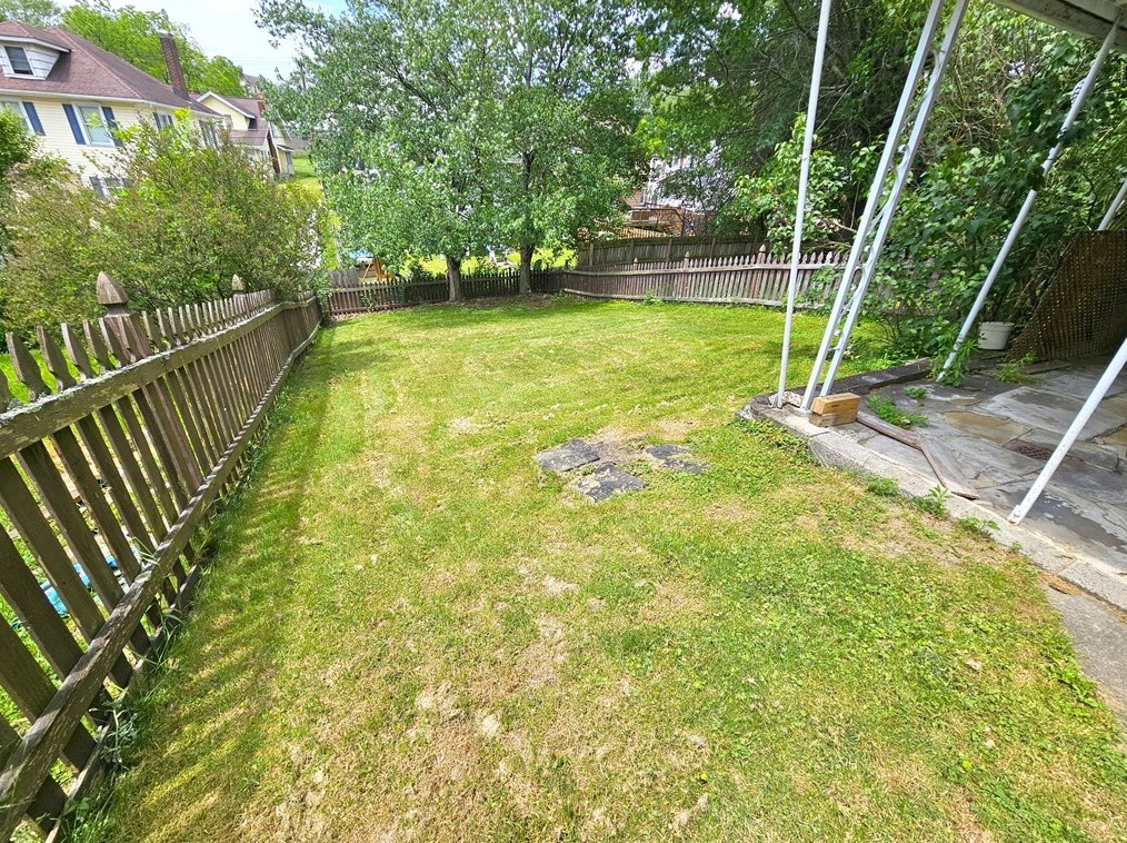 341 Burton Ave, Washington PA 15301-3302 exterior