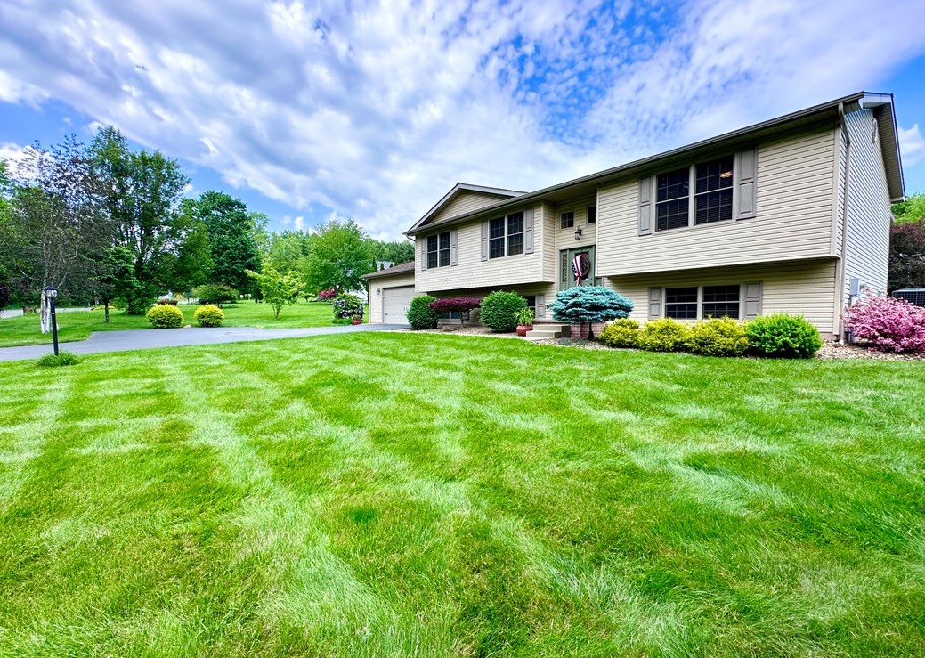 3576 W Washington St, New Castle, PA 16101
