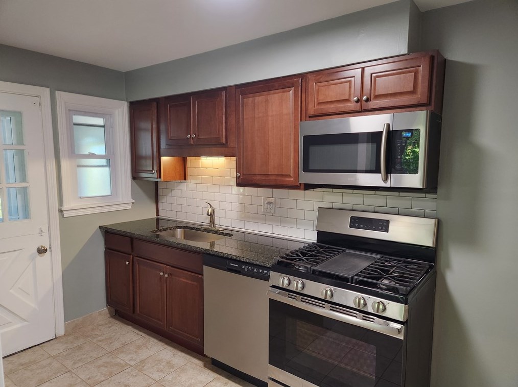 145 Morrison Dr, Pittsburgh PA  15216-1132 exterior