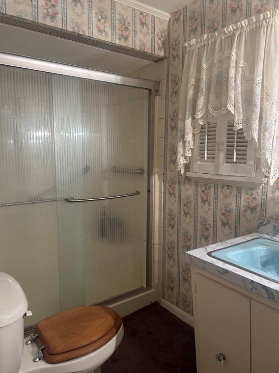 185 Kruest Dr, Freedom PA 15042-2735 exterior