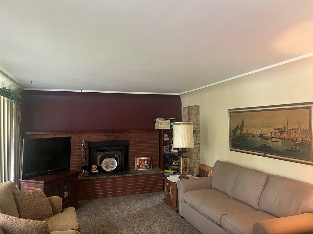 185 Kruest Dr, Freedom PA 15042-2735 exterior