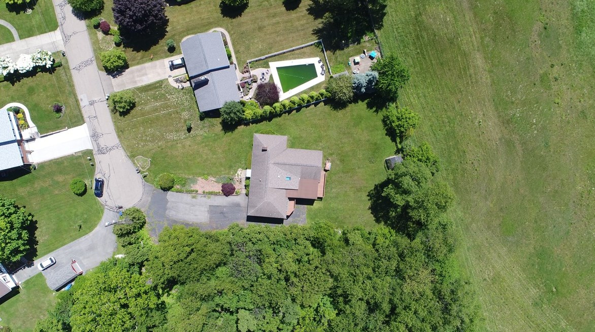 185 Kruest Dr, Freedom PA 15042-2735 exterior