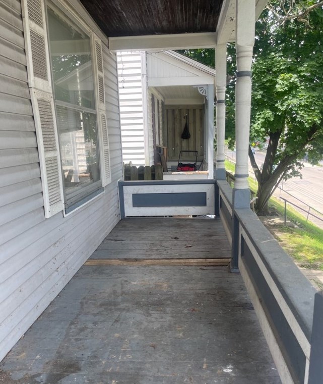 122 Zeigler Ave, Butler, PA 16001-6129