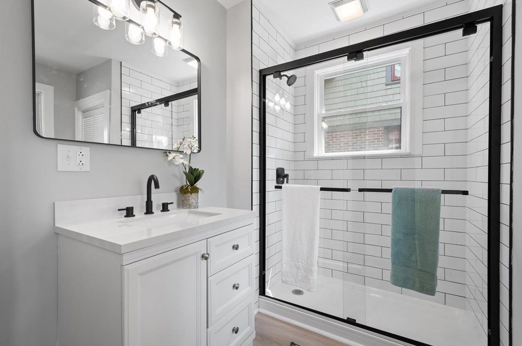 3939 Mcclure Ave, Pittsburgh PA 15212-1646 exterior