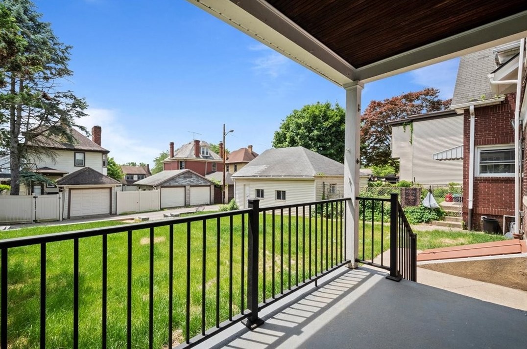 3939 Mcclure Ave, Pittsburgh PA 15212-1646 exterior