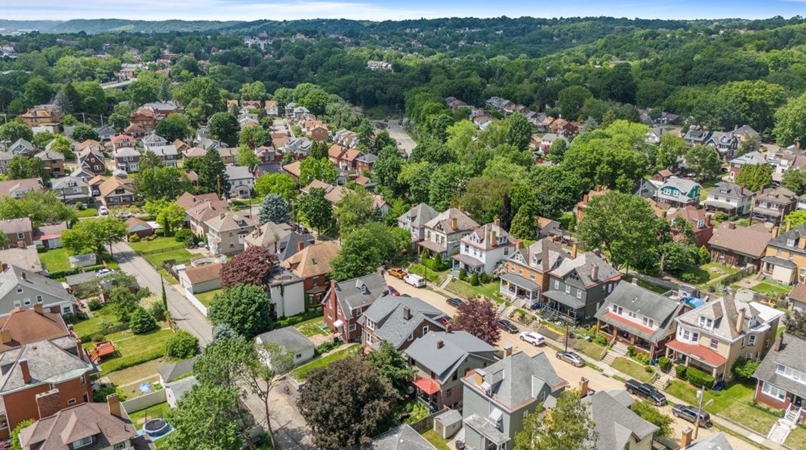 3939 Mcclure Ave, Pittsburgh PA 15212-1646 exterior