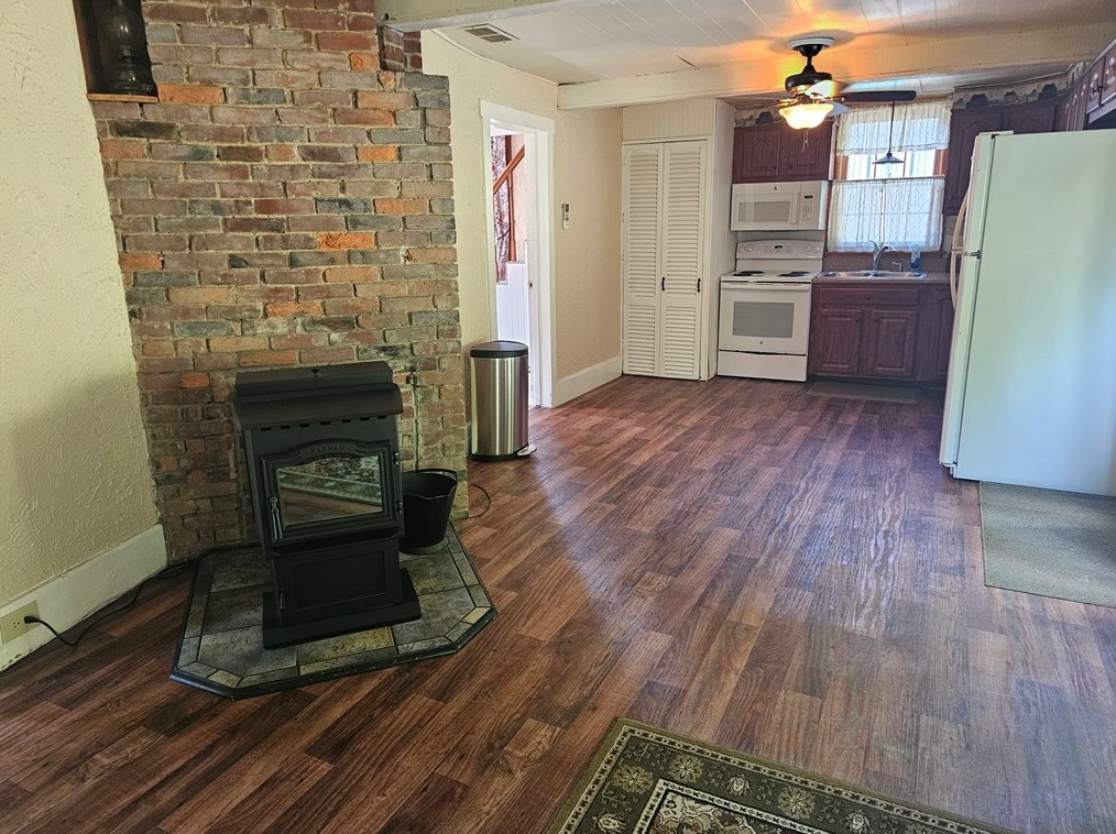 3851 Baker School Rd, Trafford, PA 15085