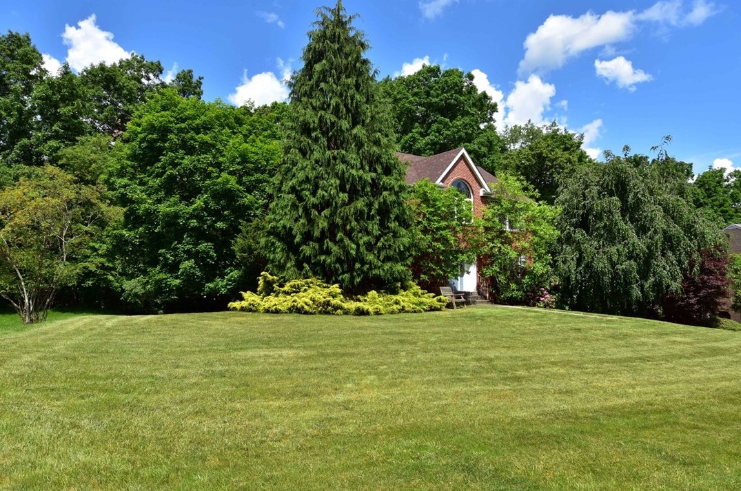 28 Dunraey Ct, Cheswick, PA 15024-9750