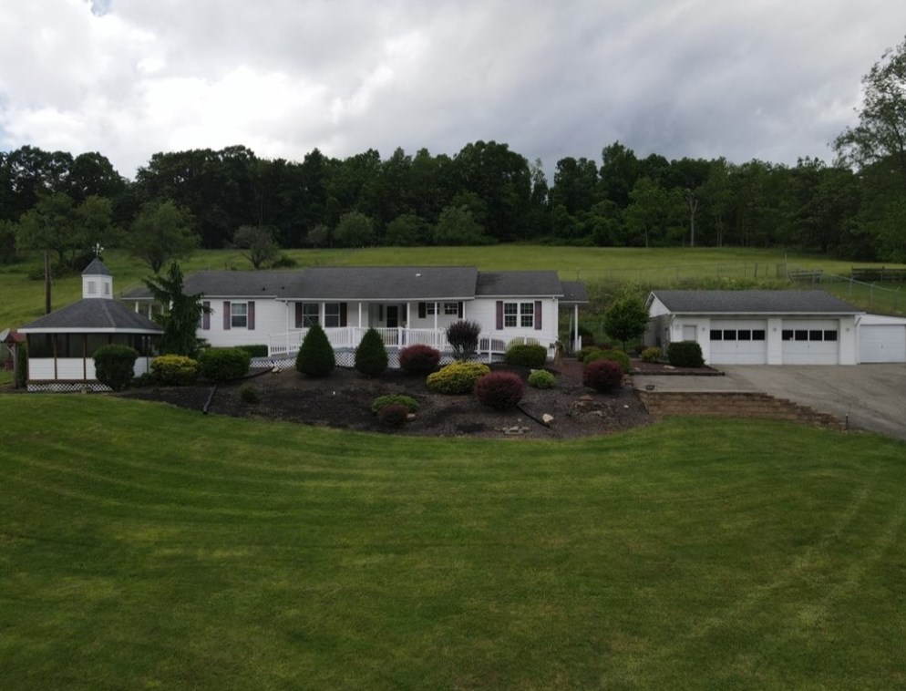 49 Gorby Rd, Washington PA 15301-7743 exterior