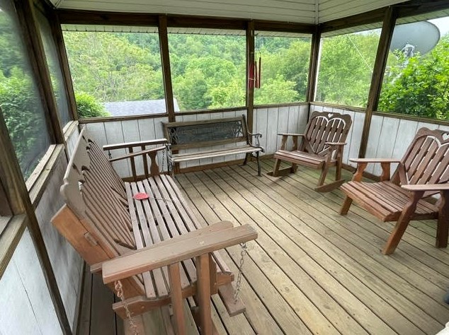 49 Gorby Rd, Washington PA 15301-7743 exterior