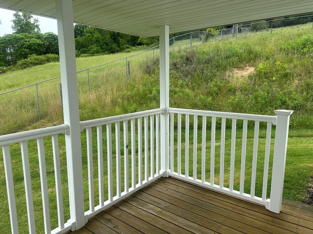 49 Gorby Rd, Washington PA 15301-7743 exterior