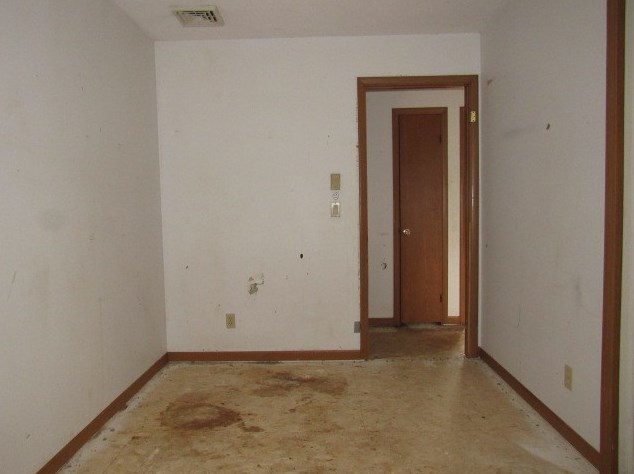 607 12 St, South Connellsville PA  15425-2900 exterior