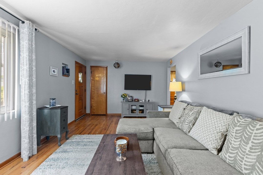 1232 Frd St, Pittsburgh PA 15122-4106 exterior