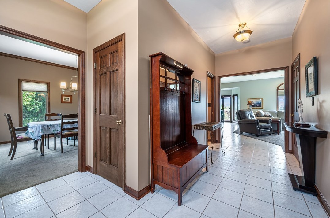 435 Independence Blvd South, Washington, PA 15301