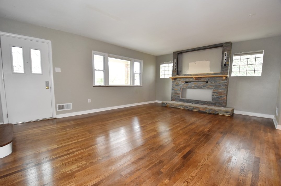 226 Berkley Ave, Pittsburgh PA  15221-4804 exterior