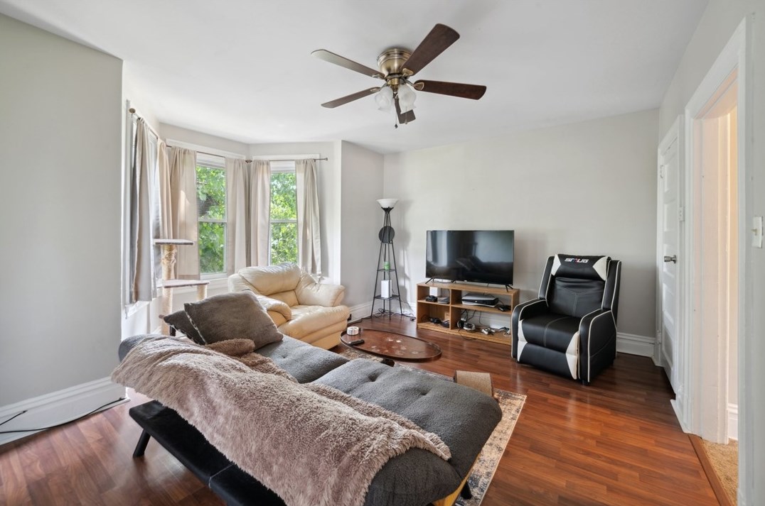 435 Parker St, Verona PA  15147-1413 exterior